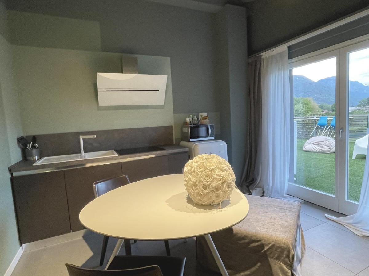 Art B&B Design Costa Volpino Eksteriør bilde
