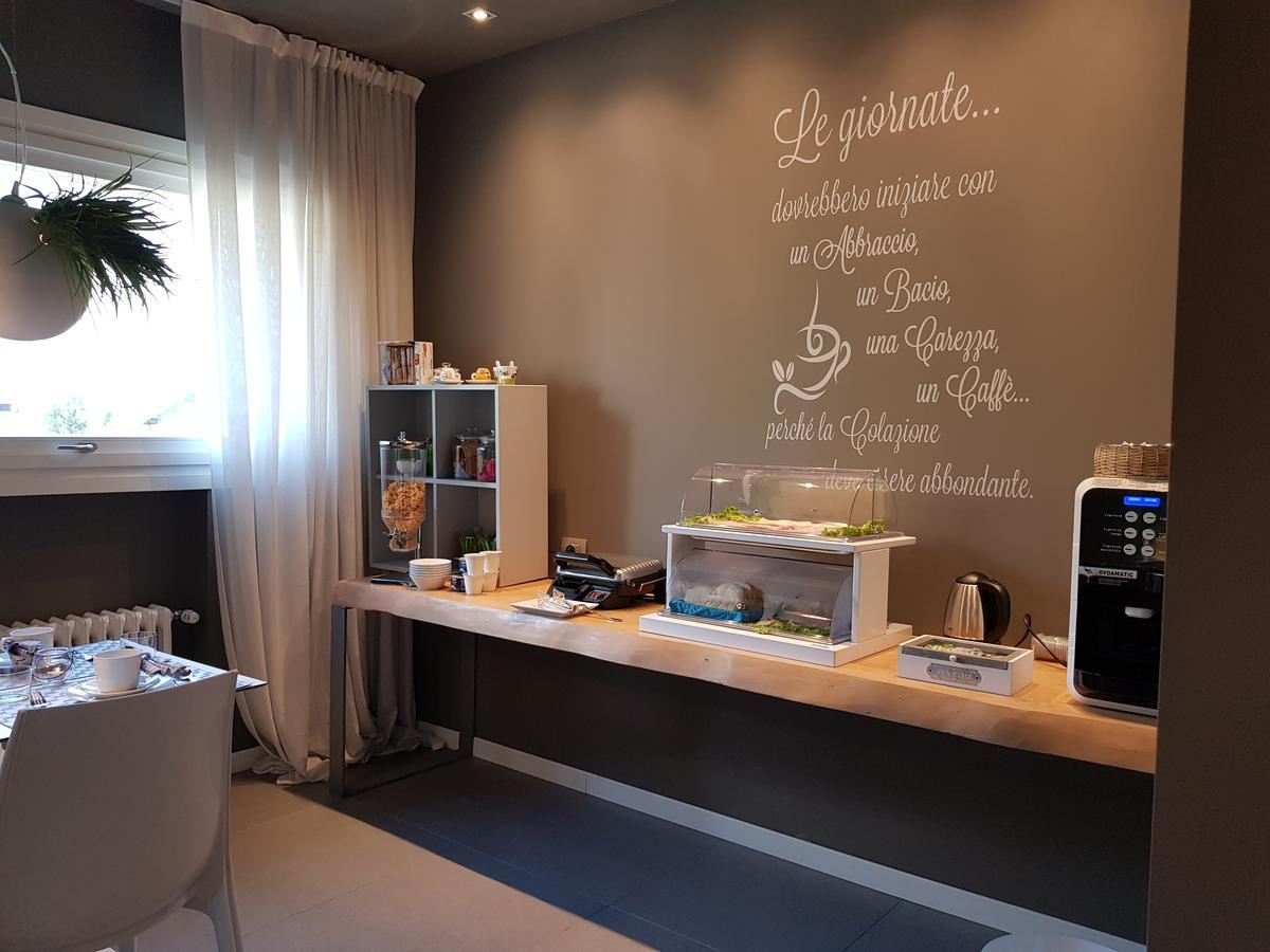 Art B&B Design Costa Volpino Eksteriør bilde