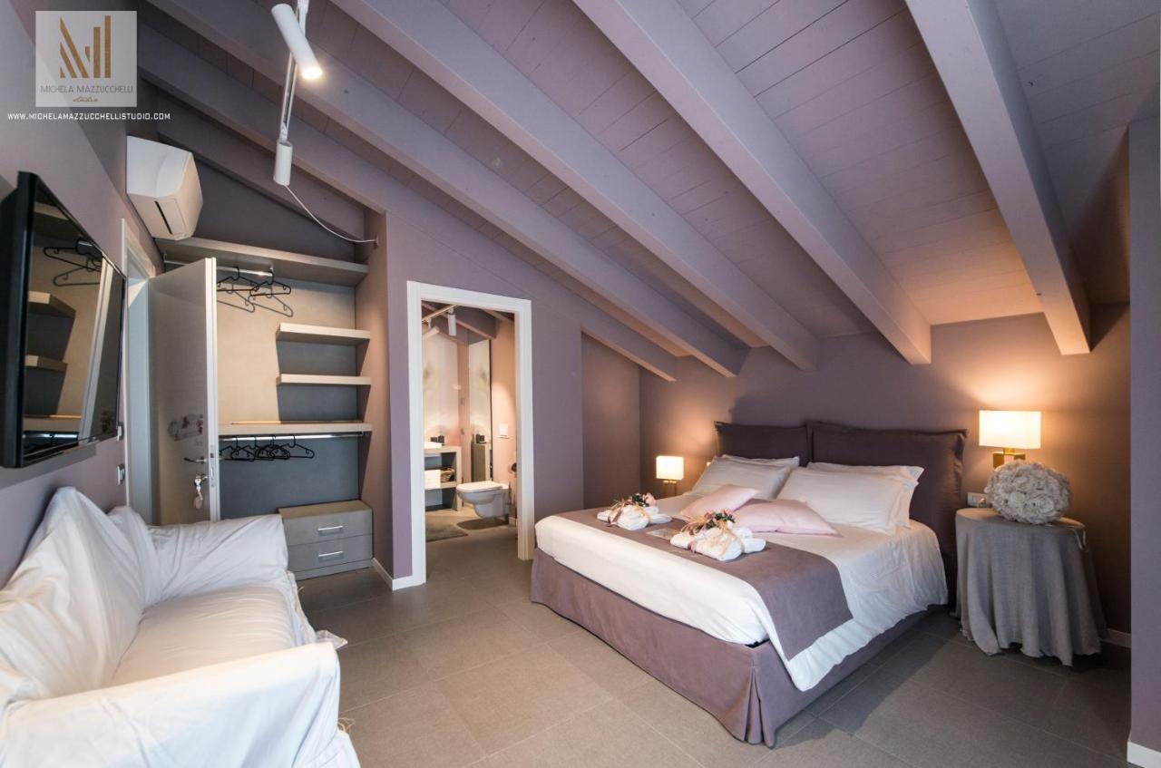 Art B&B Design Costa Volpino Eksteriør bilde
