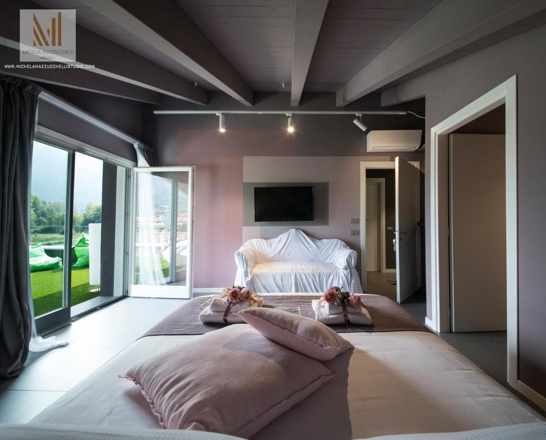 Art B&B Design Costa Volpino Eksteriør bilde